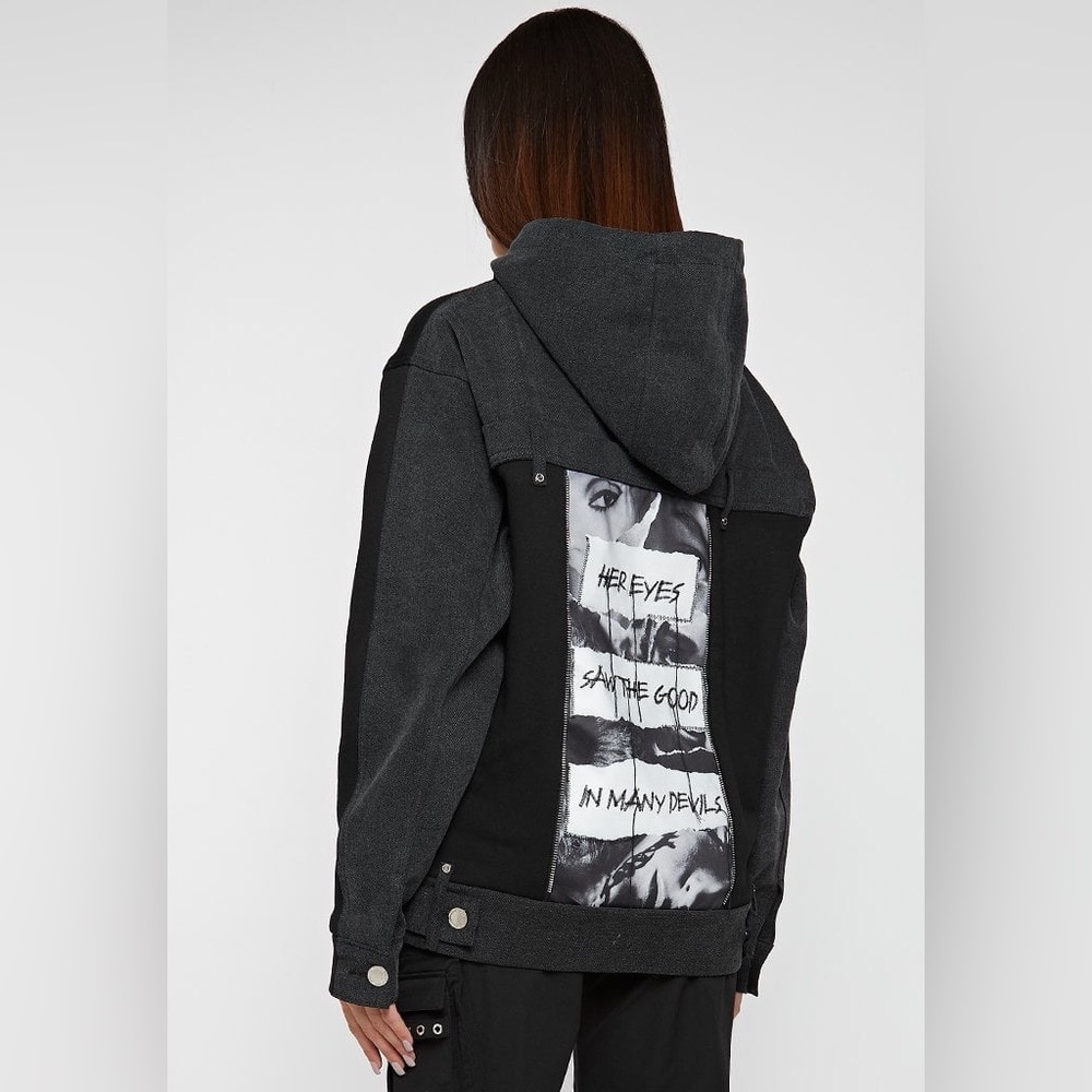 Maniere-De-Voir:DENIM PANEL HOODIE WITH GRAPHIC - WASHED BLACK
Size: M